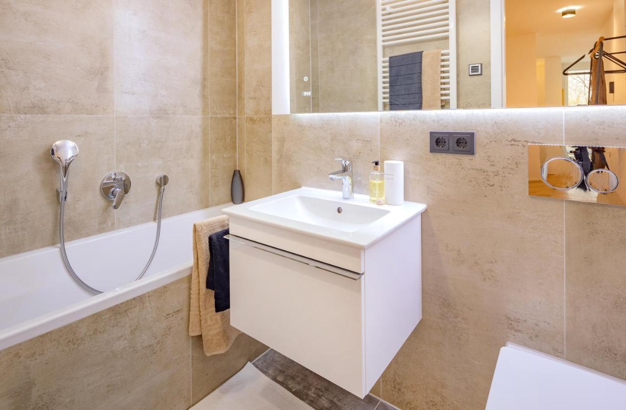 Sweethome - Luxus Pur - Grosse Kueche, 2 Baeder, 2 Terrassen Ottobrunn Zewnętrze zdjęcie