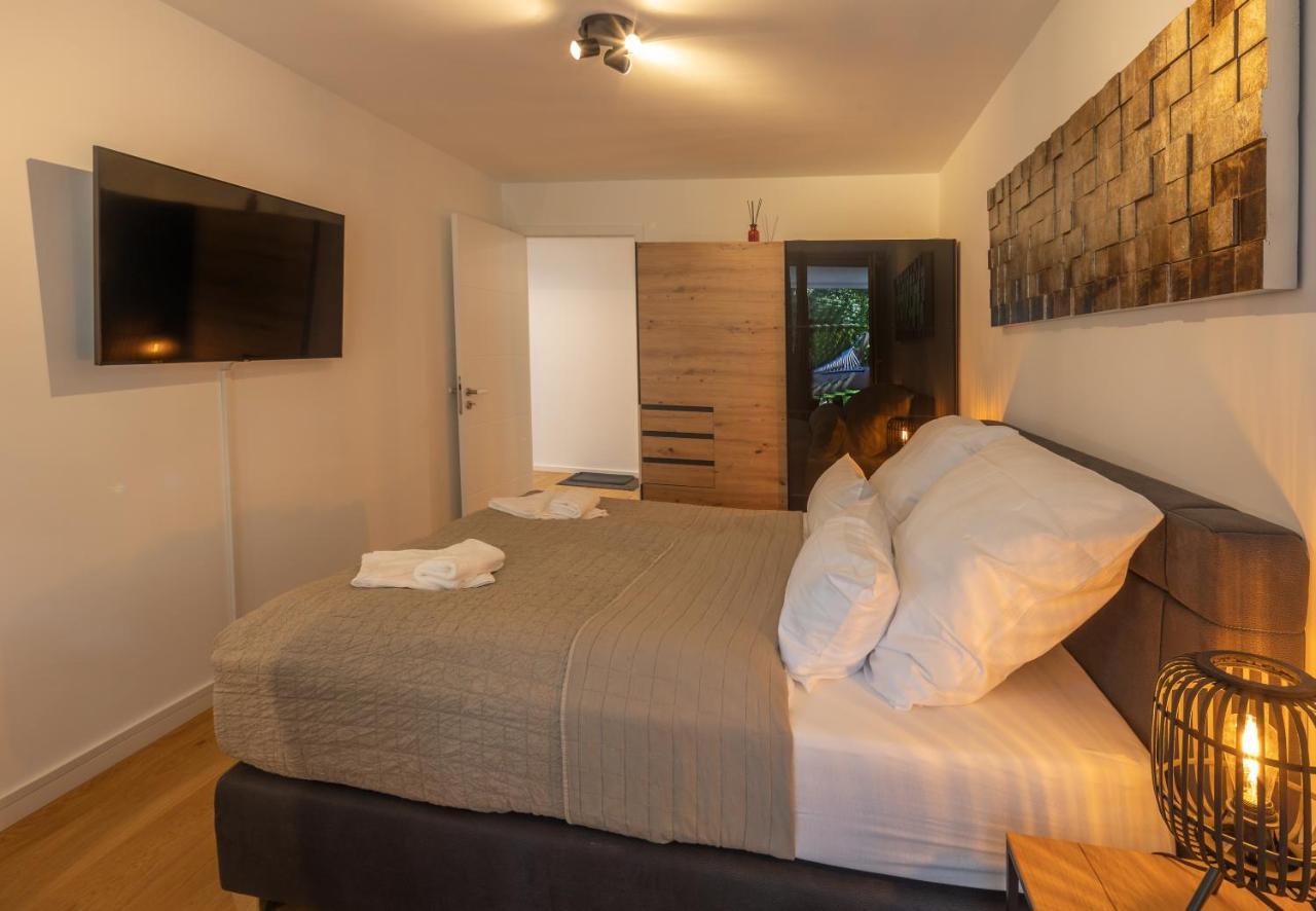 Sweethome - Luxus Pur - Grosse Kueche, 2 Baeder, 2 Terrassen Ottobrunn Zewnętrze zdjęcie